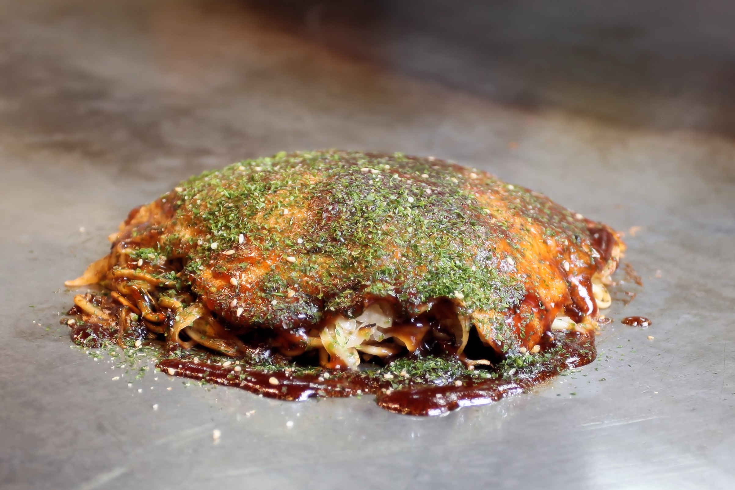 お好み焼ひろしまの店内
